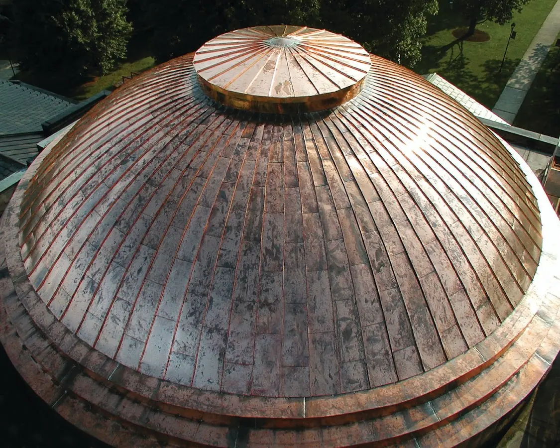 Craftsman Roofing crew installing a new roof in Saint Petersburg